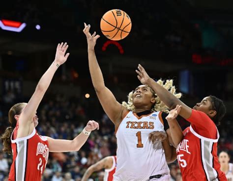 ebo notre dame|Texas center Lauren Ebo commits to transfer to Notre。